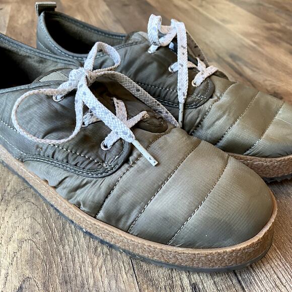 Cool Planet by Steve Madden Women's Green Loungee Puffer Sneaker 11M - Picture 4 of 12
